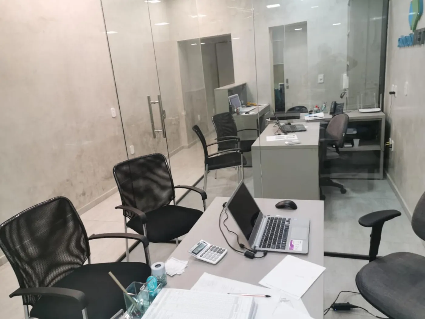 Sala de atendimento da SãoJoãoNET